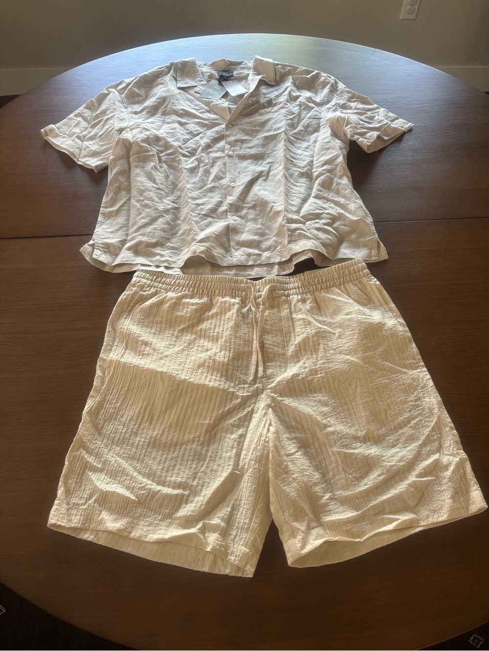 H&M Cream Relaxed Two-Piece Button Shirt & Drawstring Shorts